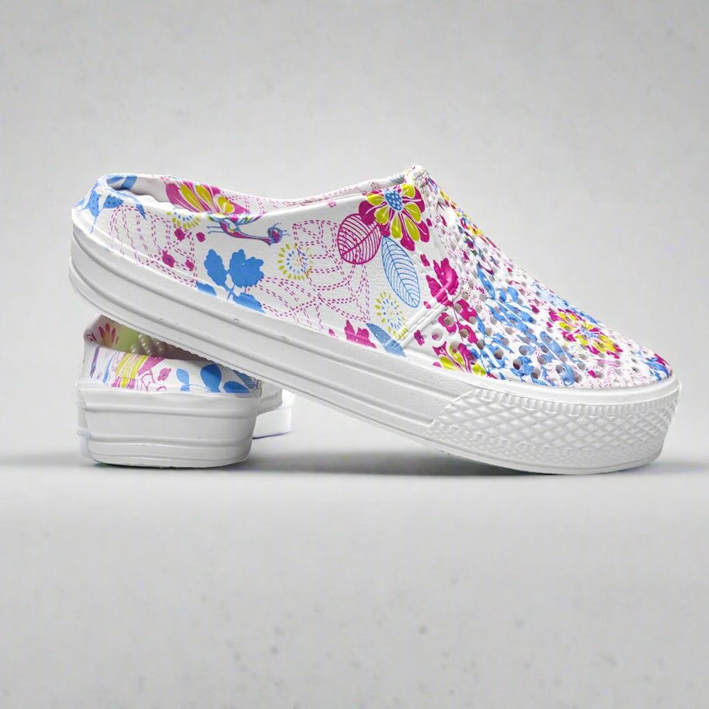 Fly Bird Comfortable Clogs Anti-Slip Fashion Slippers