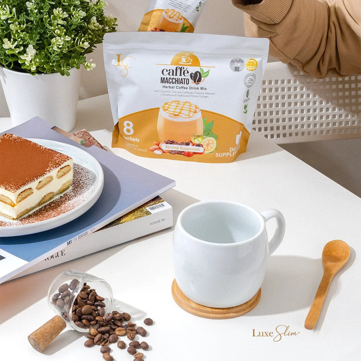 Luxe Slim Caffe Macchiato - 168g (21g × 8 Sachets)