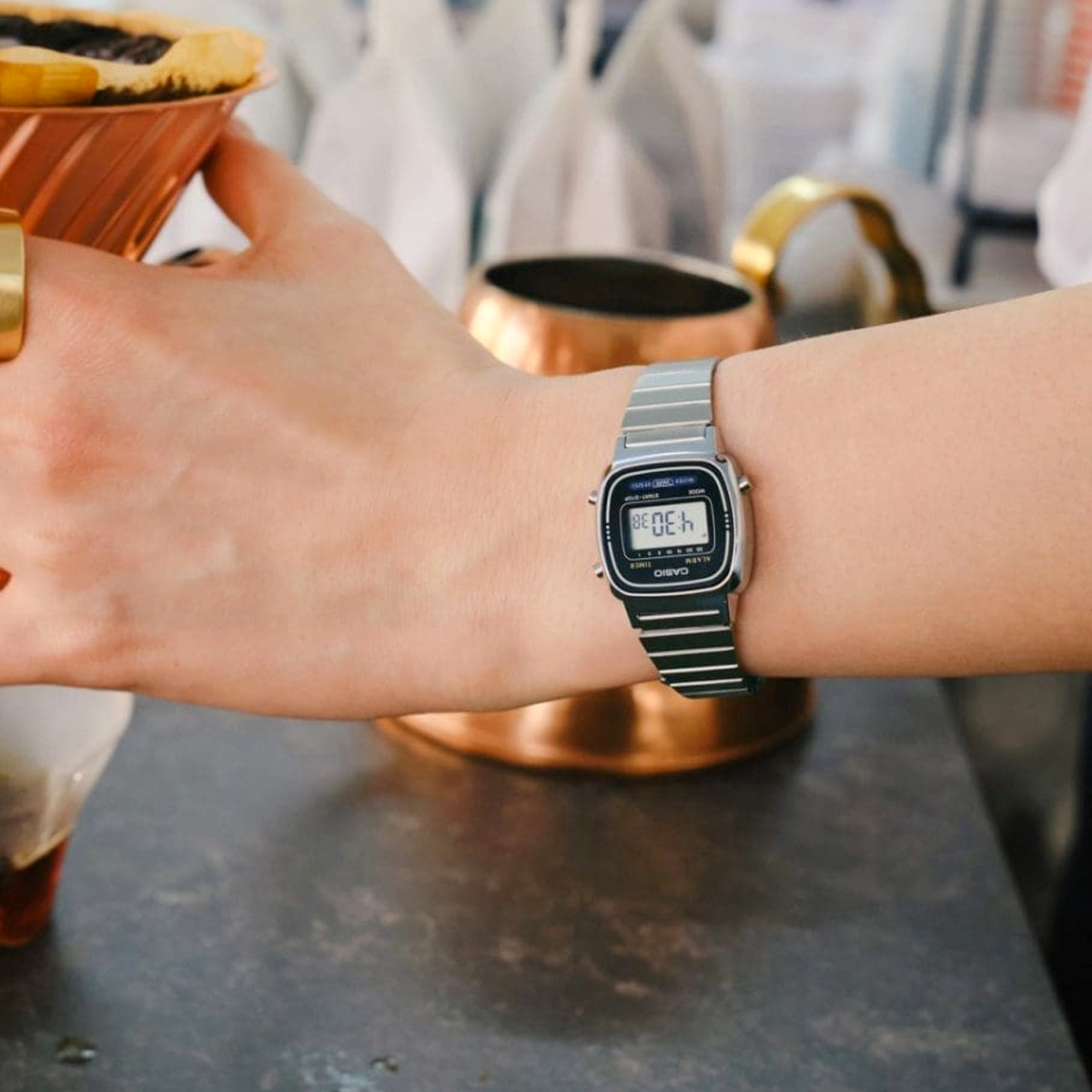 CASIO Women Vintage Stainless Steel Digital Watch LA670WA-1DF (Original)