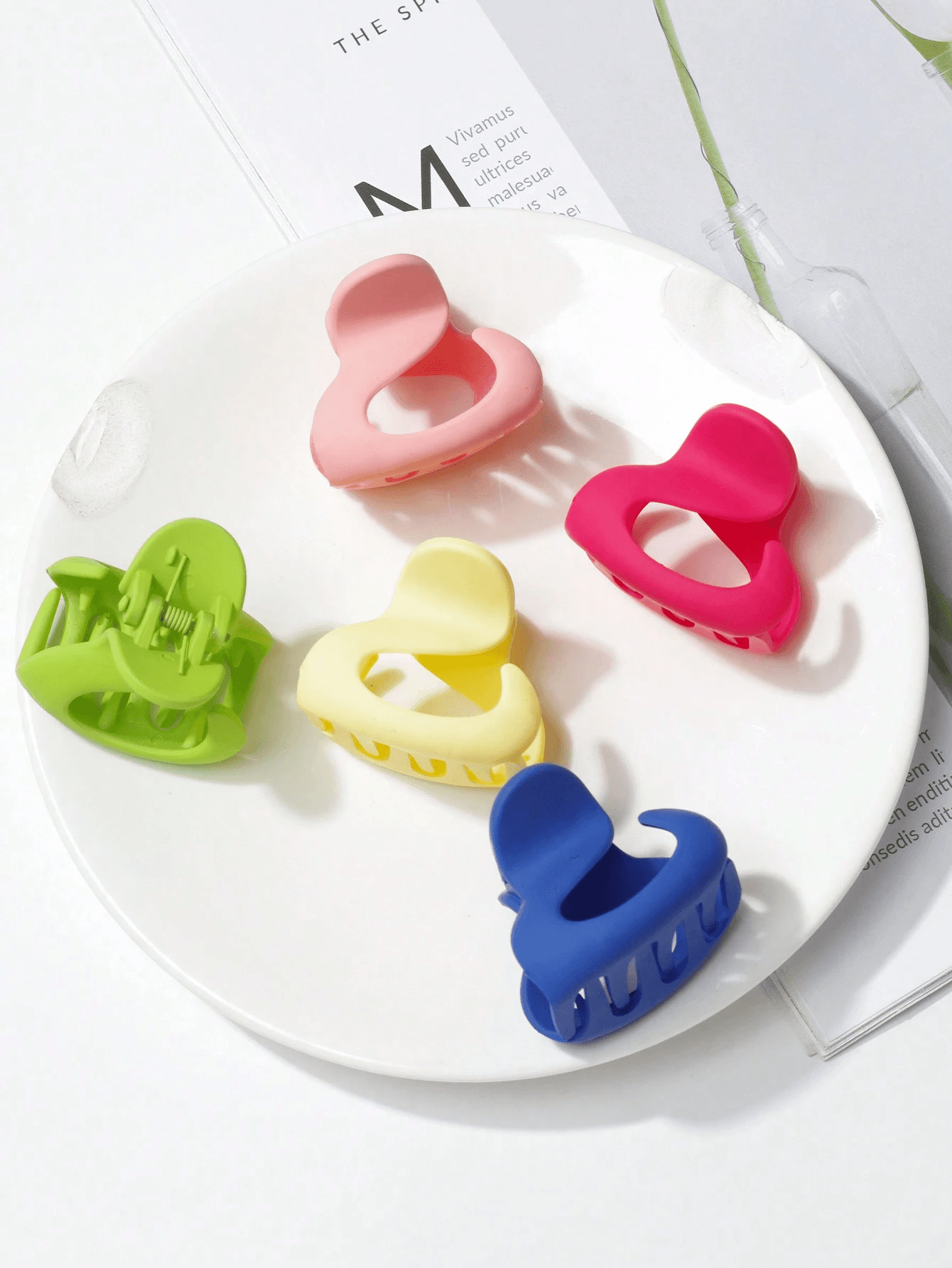 مشبك شعر بتصميم فريد - 12 قطعة (C104)