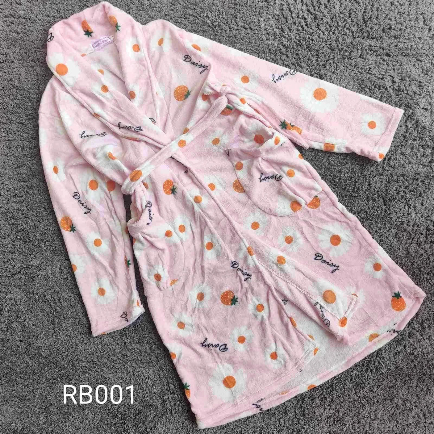 Long Sleeves Comfortable Flannel Bathrobe Coral Fleece