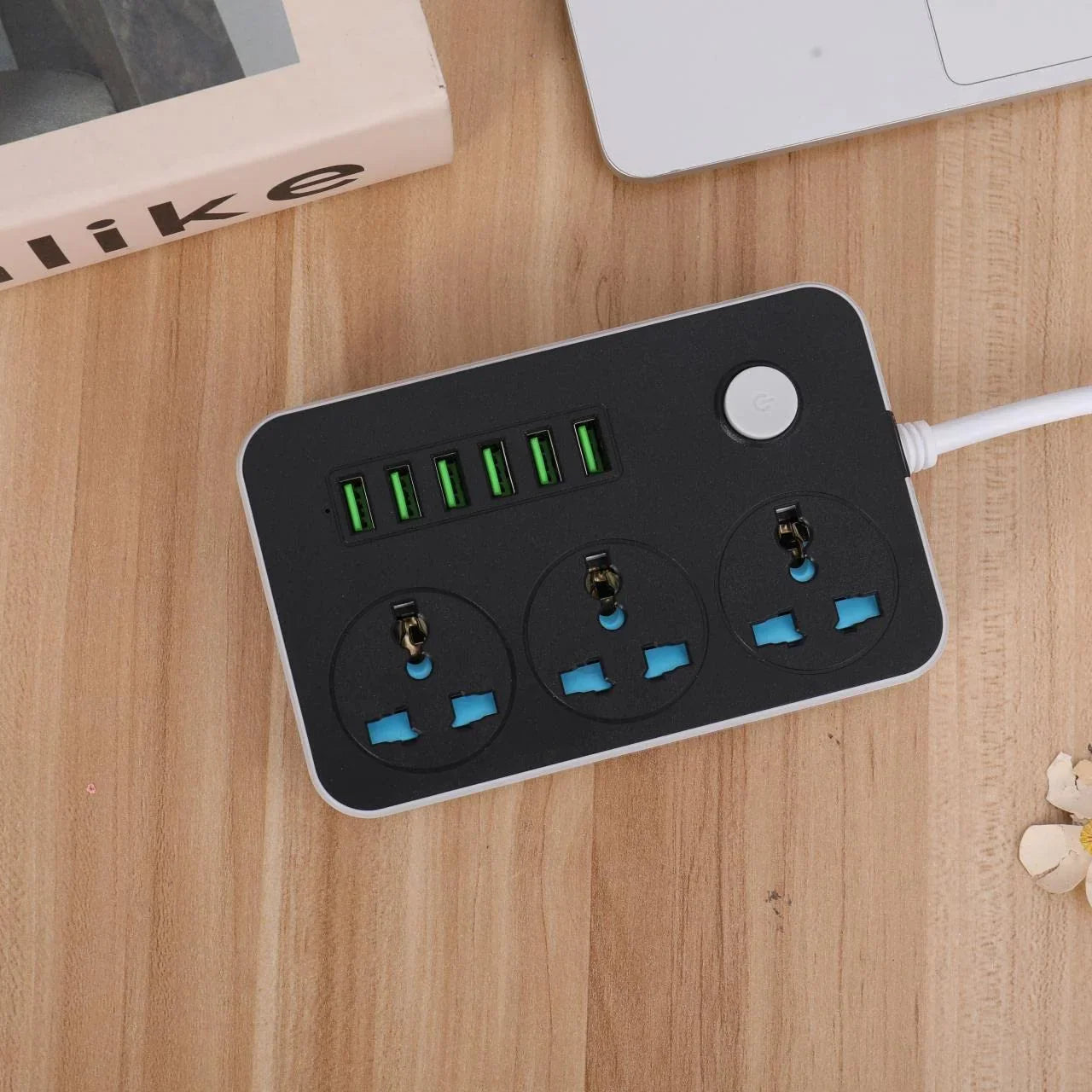 6 منافذ USB و3 وصلة مقبس طاقة CX-T05