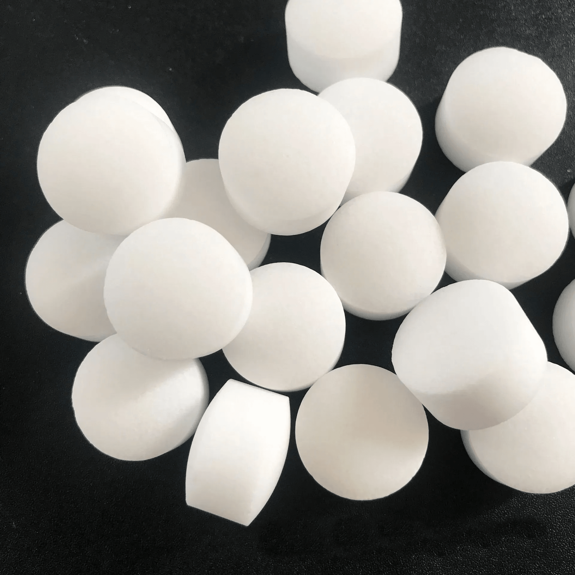 Huang Xiang Moth Balls - 150g