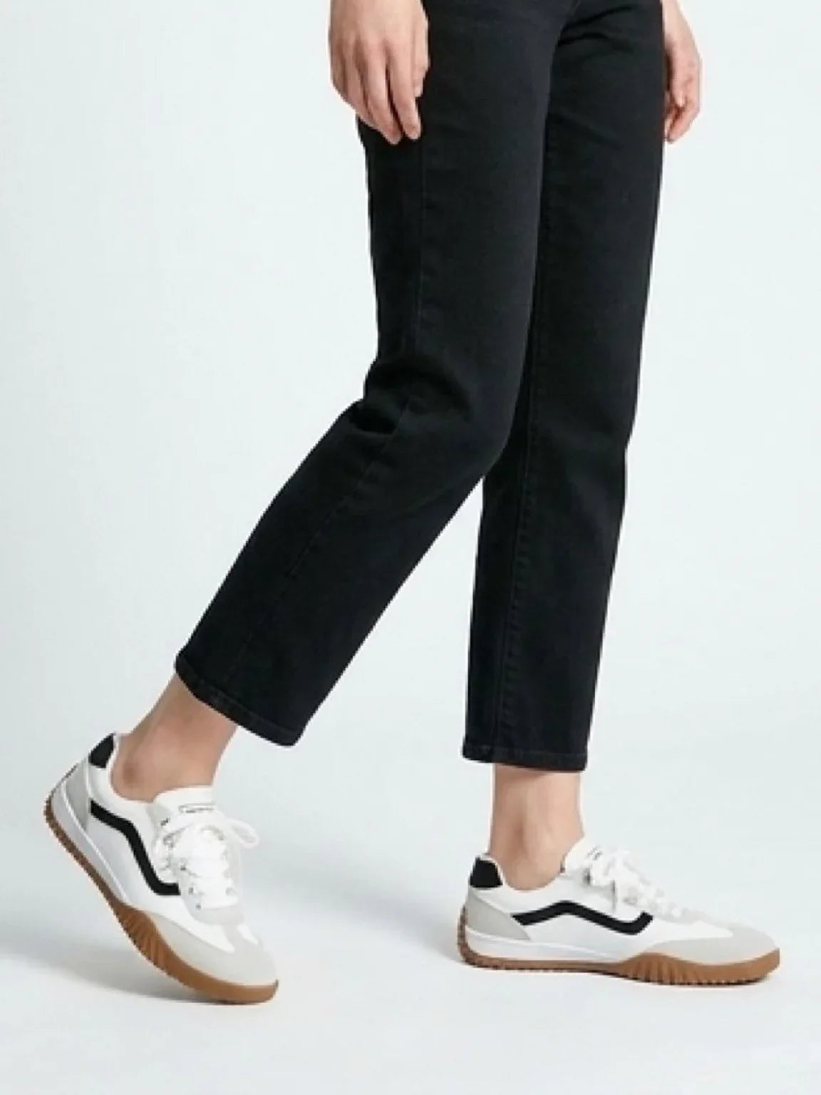 Women's Solid Design Sneakers Shoes - MT318