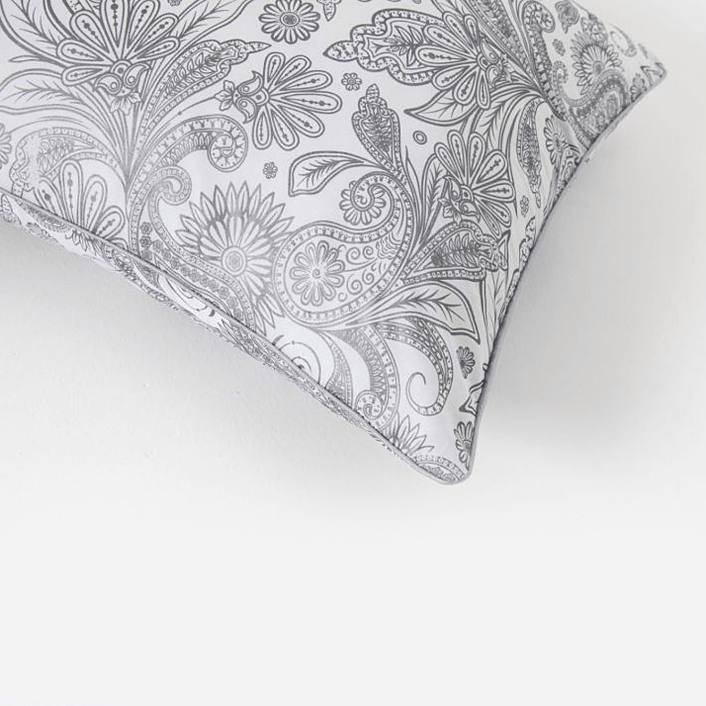 Paisley Pattern Comfort Pillow