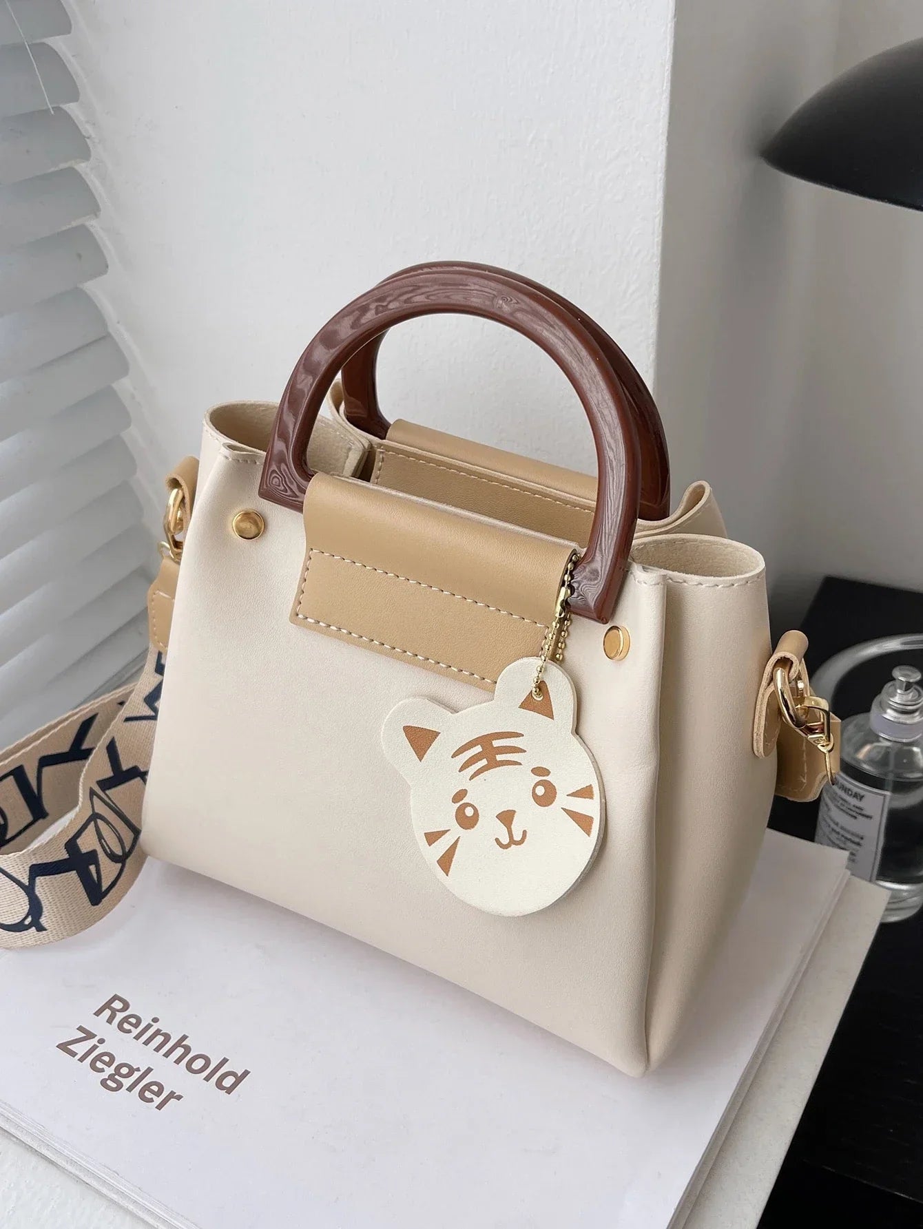 Trendy Women's Fashionable Double Handle Bag - 9375
