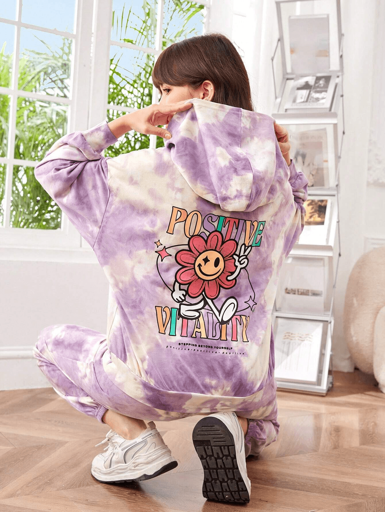 Women's Cartoon Graphic Winter Hoodie & Sweatpants Set - JR217