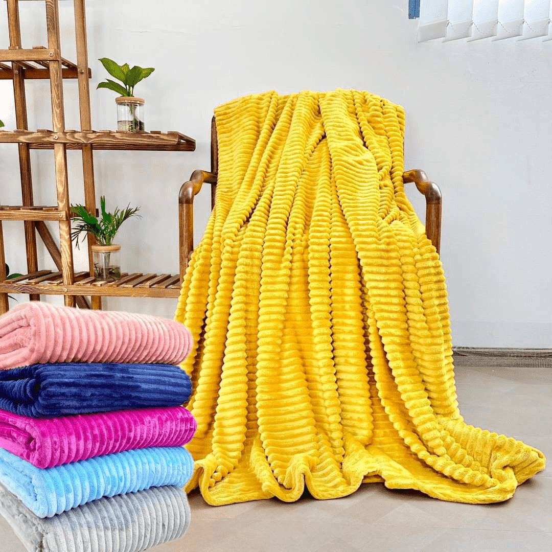 High Quality Multi Color Single Flannel Blanket 220 × 240cm