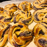 خبز UBE الزائد