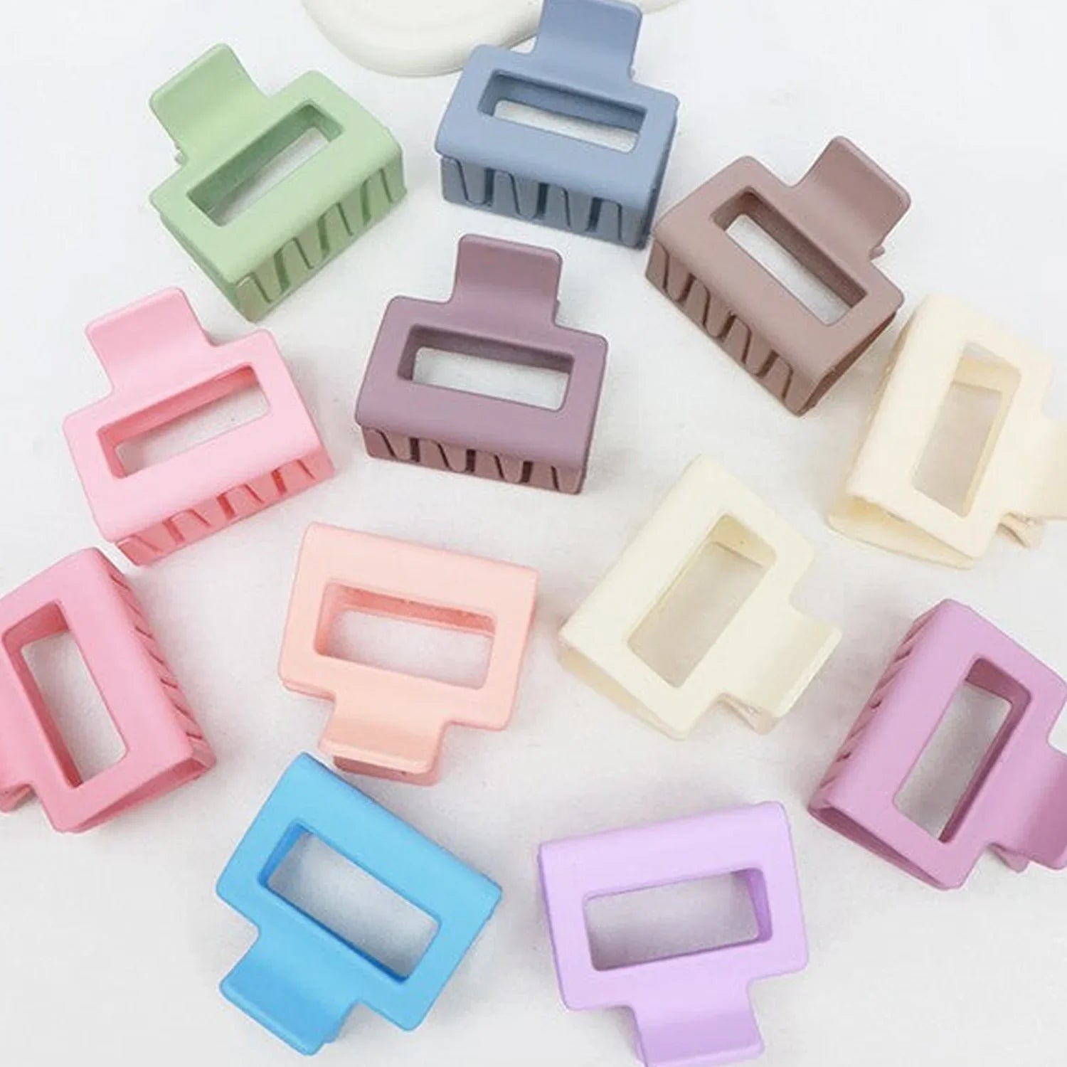 Unique Design Hair Claw Clips - 12 Pcs (KT-88C)