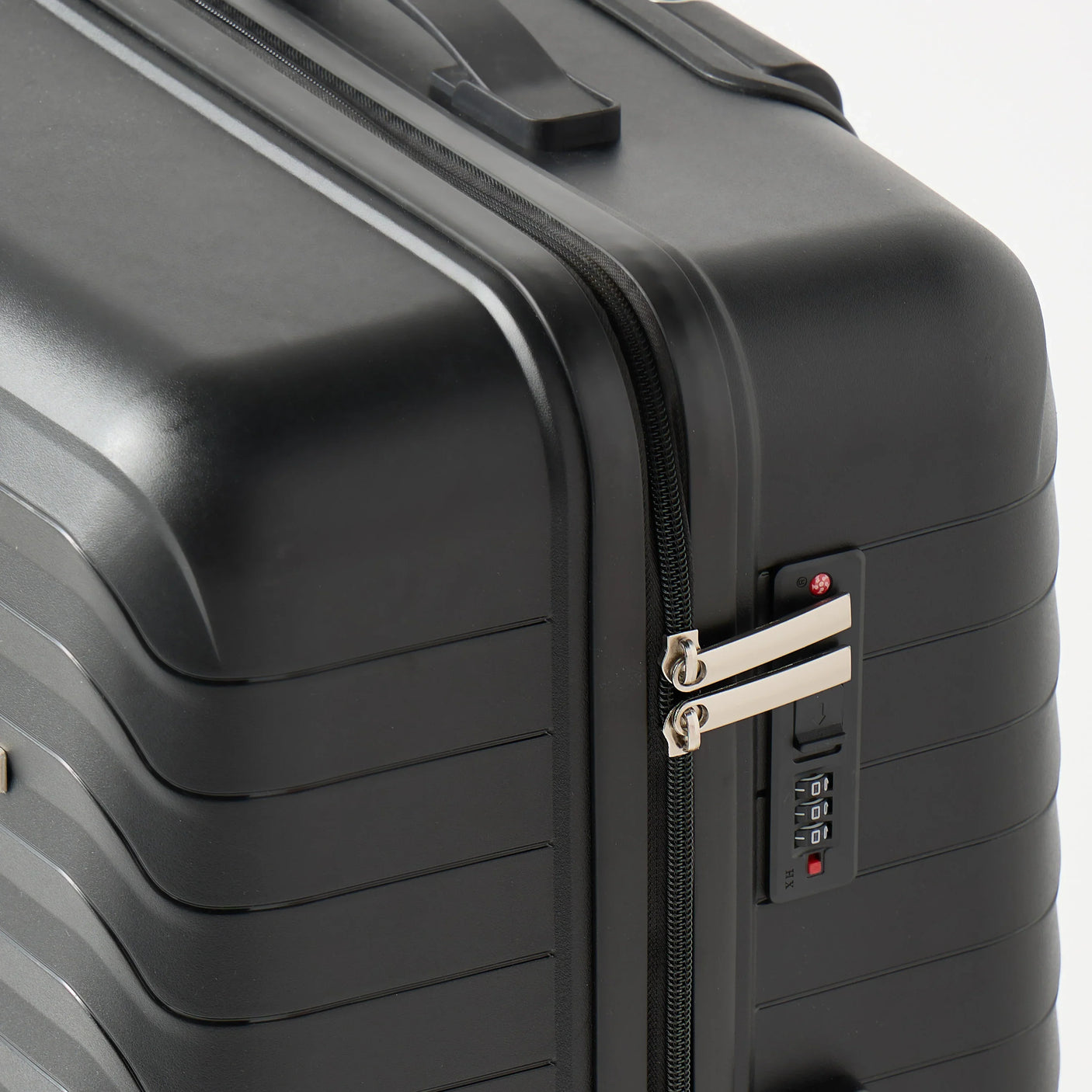 American Flyer Luggage Bag 28 Inch Check-in Luggage Trolly - Black