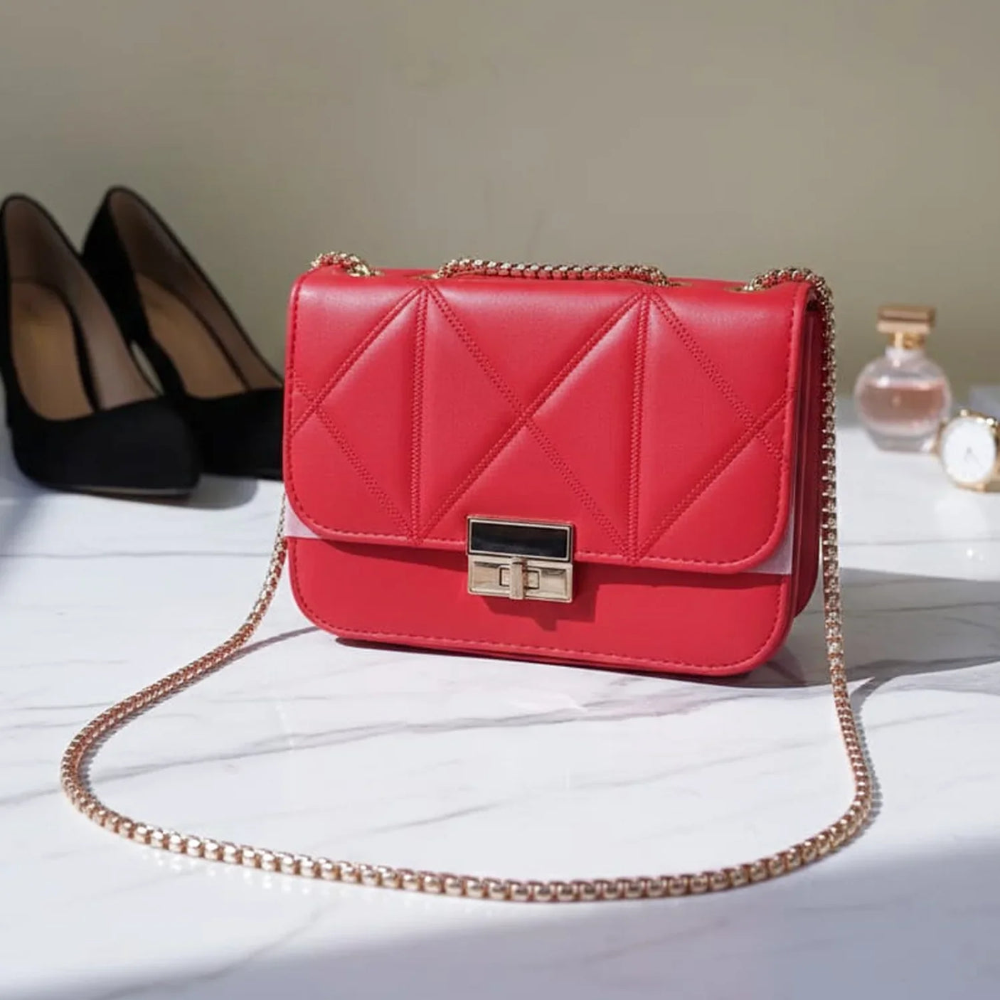 Women's Quilted Crossbody Bag with Gold Chain Strap - B101