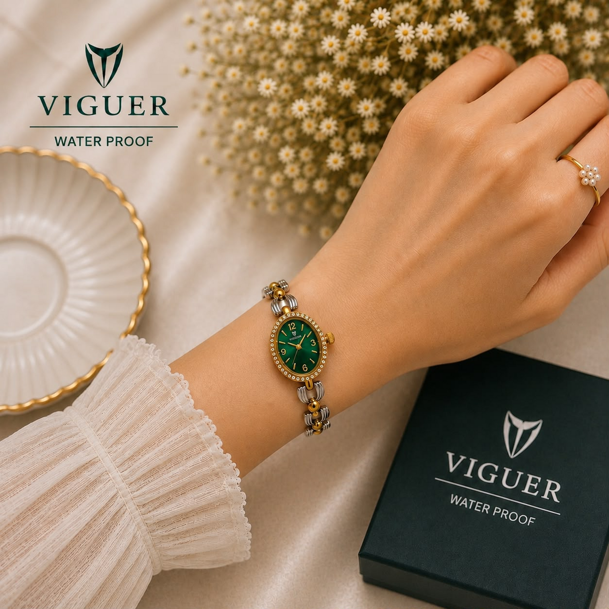 Women's Classic Bracelet Style Watch - 2027