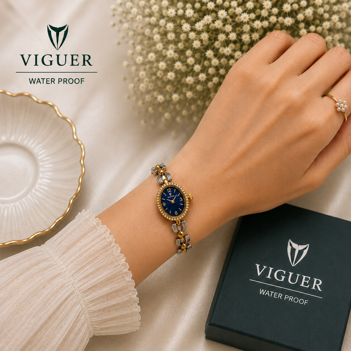 Women's Classic Bracelet Style Watch - 2027