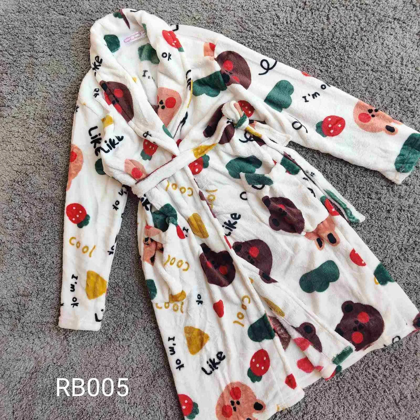 Long Sleeves Comfortable Flannel Bathrobe Coral Fleece