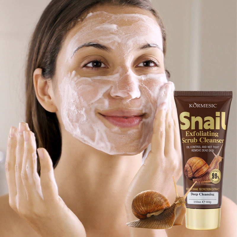 Kormesic Snail Exfoliating Scrub Cleanser - 100g