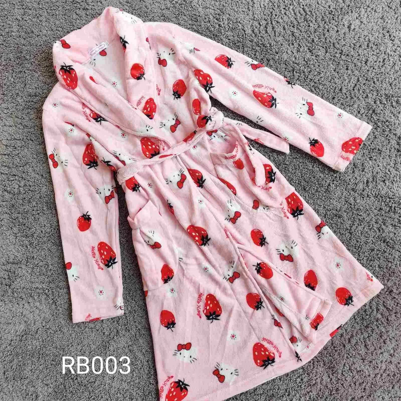 Long Sleeves Comfortable Flannel Bathrobe Coral Fleece