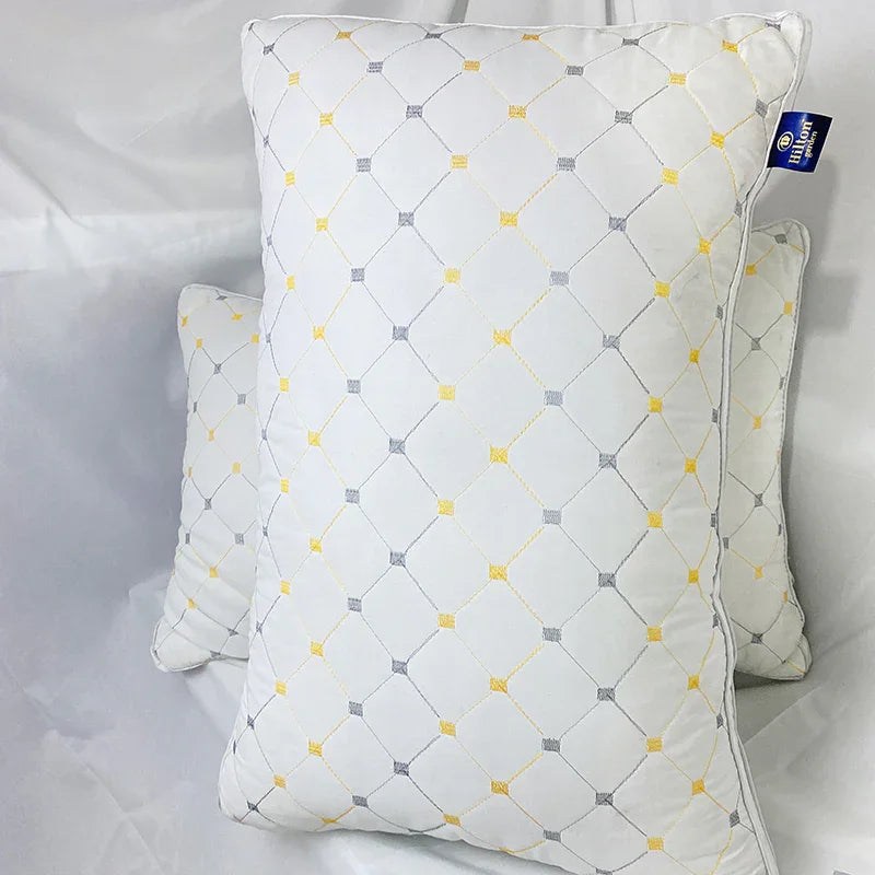 Hilton Lightweight Neck Traction Pillow - 1 Pcs