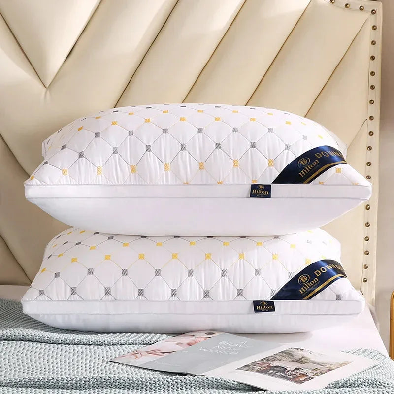 وسادة جر الرقبة خفيفة الوزن من هيلتون - 1 قطعة