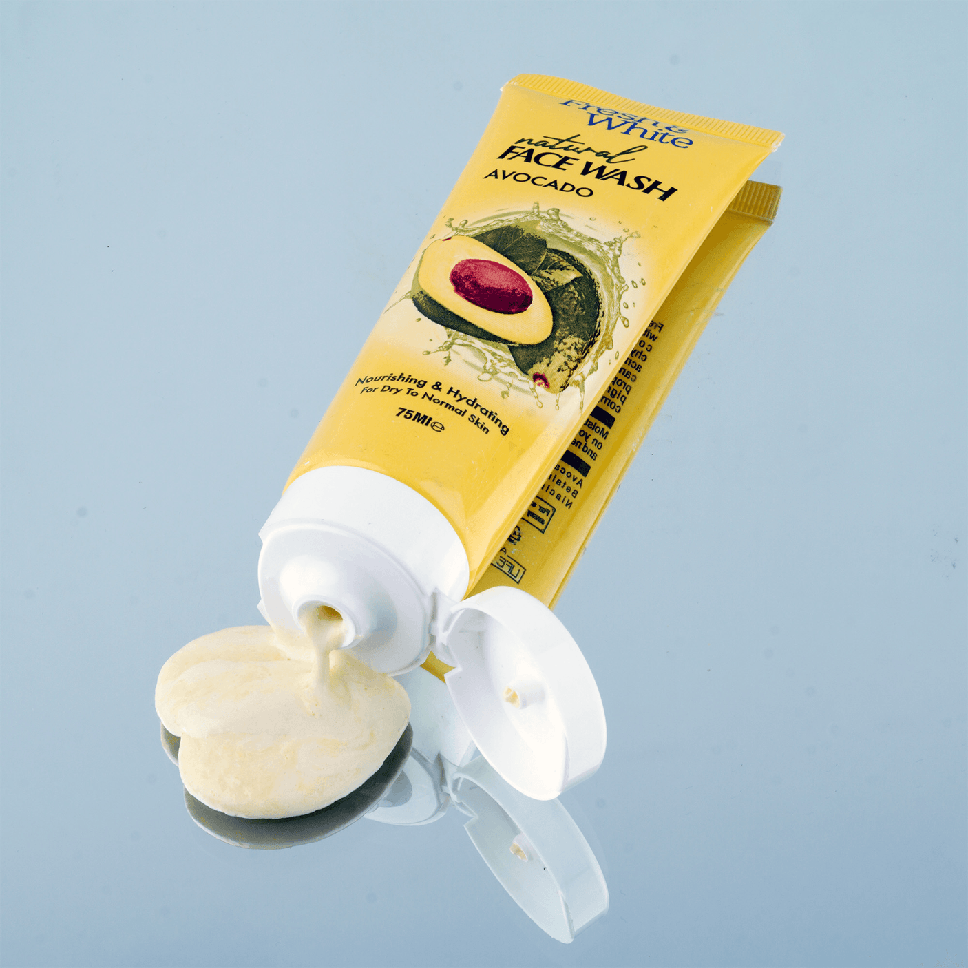 Fresh & White Natural Face Wash Avocado - 75ml