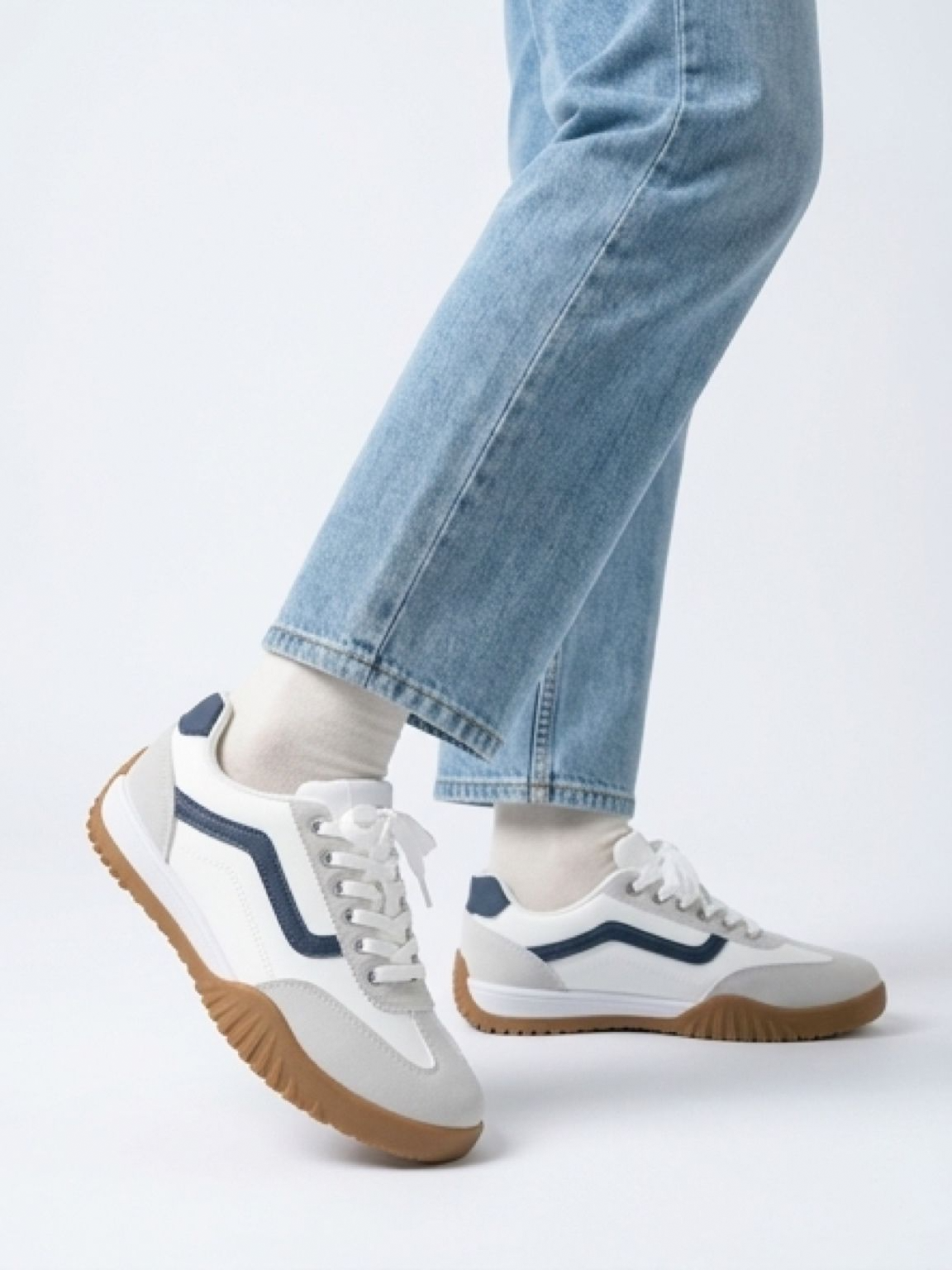 Women's Solid Design Sneakers Shoes - MT318