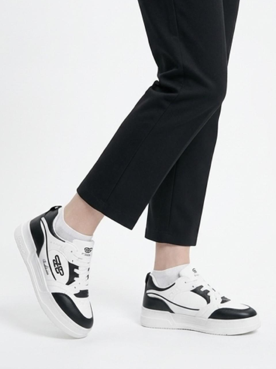 Women's Sports Sneakers Shoes D-5102