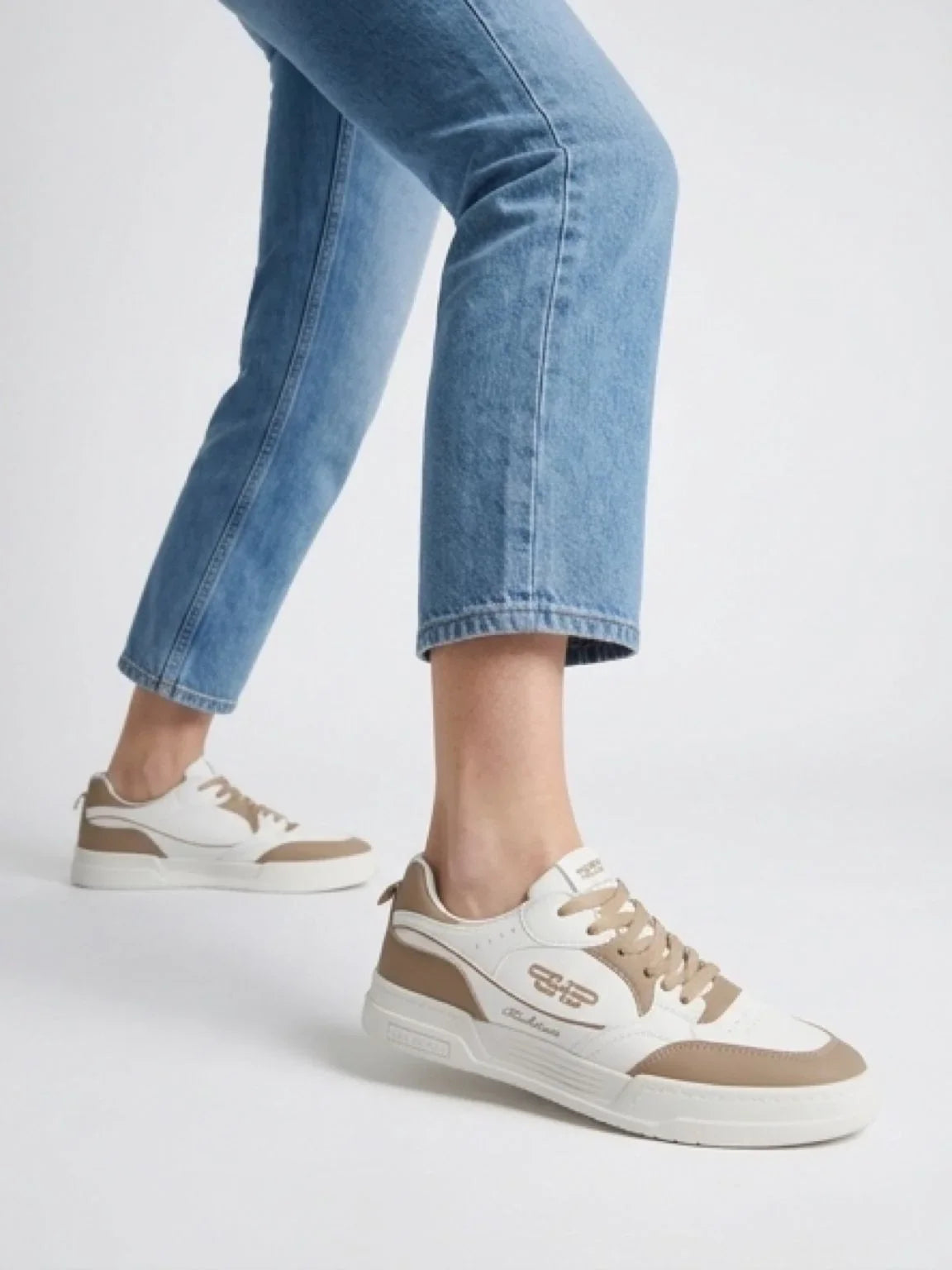 Women's Sports Sneakers Shoes D-5102