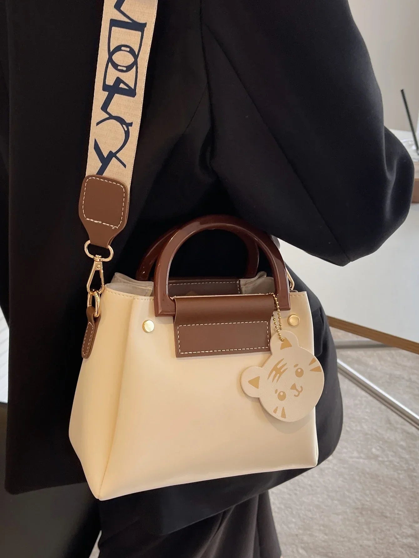 Trendy Women's Fashionable Double Handle Bag - 9375