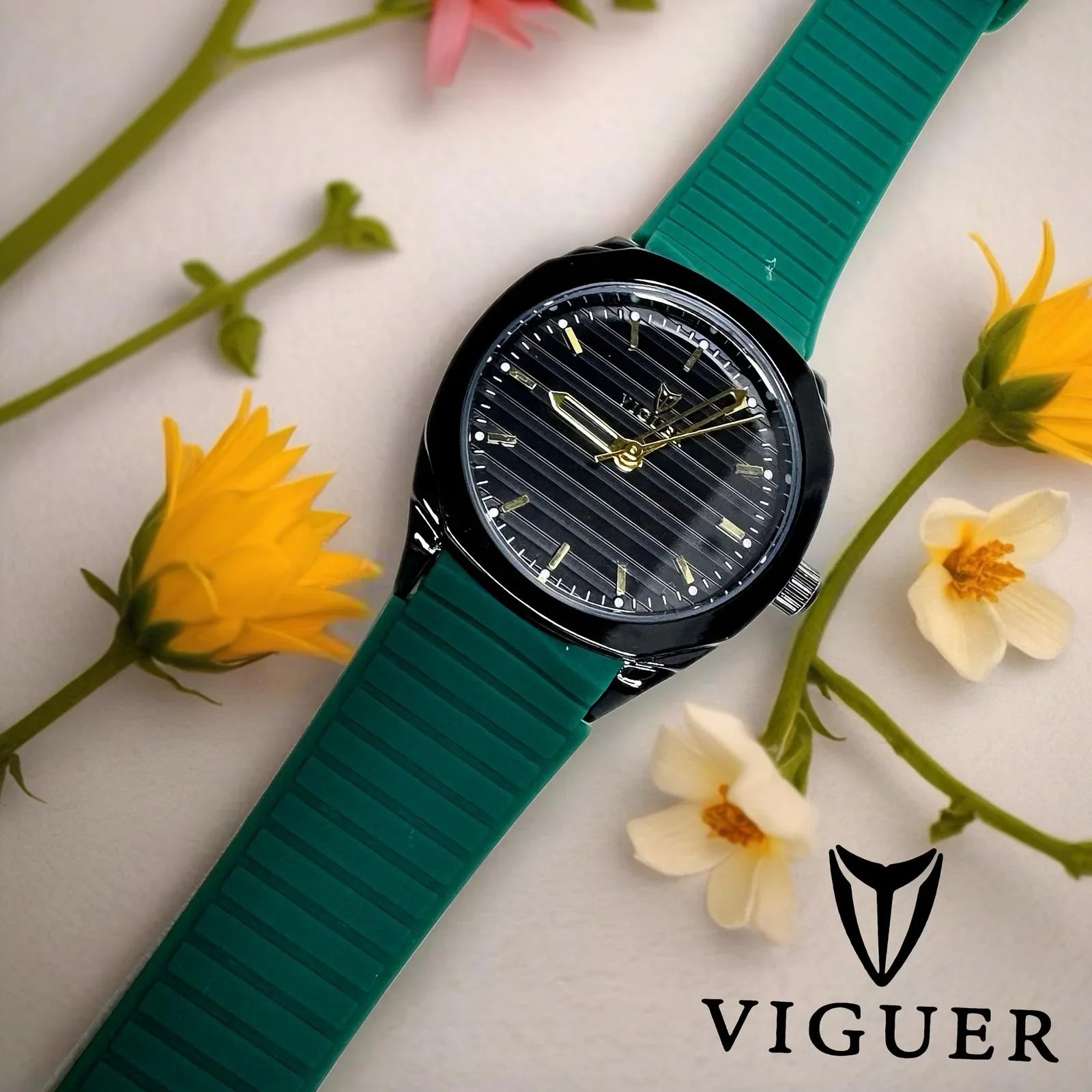 ساعة فيجور النسائية التناظرية المقاومة للماء - V1757