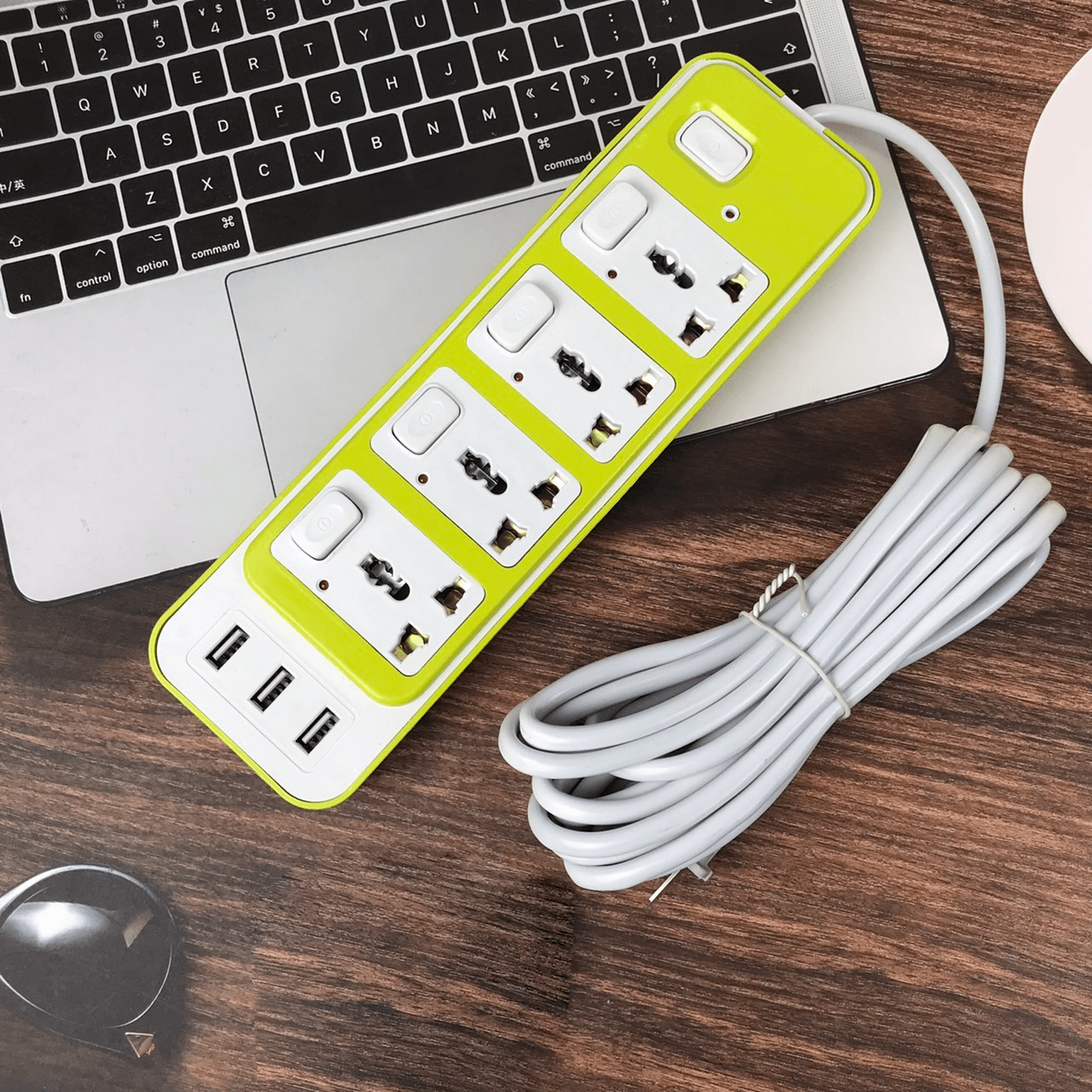 وصلة طاقة Moxom MX-ST06، 6 منافذ USB و2 منافذ Type-C، شاحن سريع