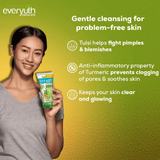 غسول الوجه Everyuth Naturals بالليمون والكرز والريحان والكركم - 2 × 150 جم