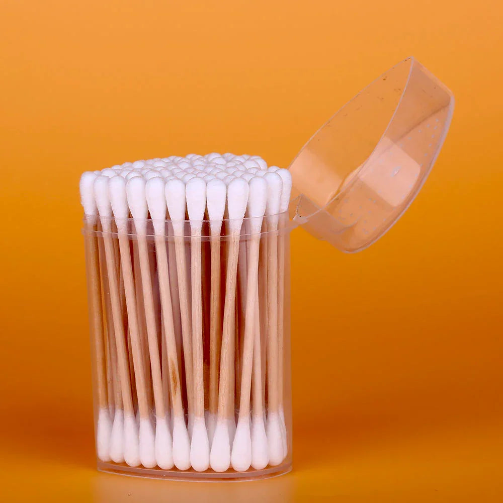 Cotton Buds With Heart-Shaped Plastic Box ST-800