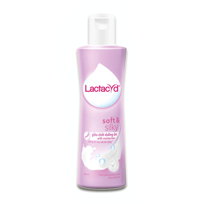 Lactacyd Feminine Wash Soft And Silky - 250ML - Pinoyhyper