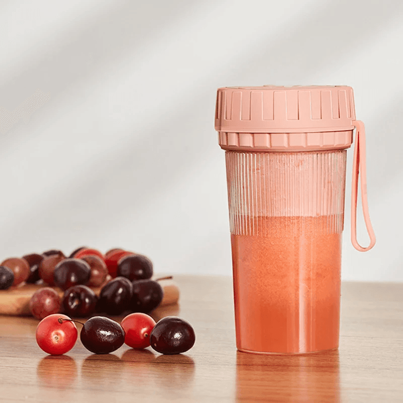 Mini Portable Electric Juicer Blender MC-502 - Pinoyhyper