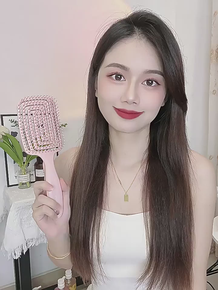 مشط تصفيف الشعر على شكل خطوط طولية مربعة الشكل