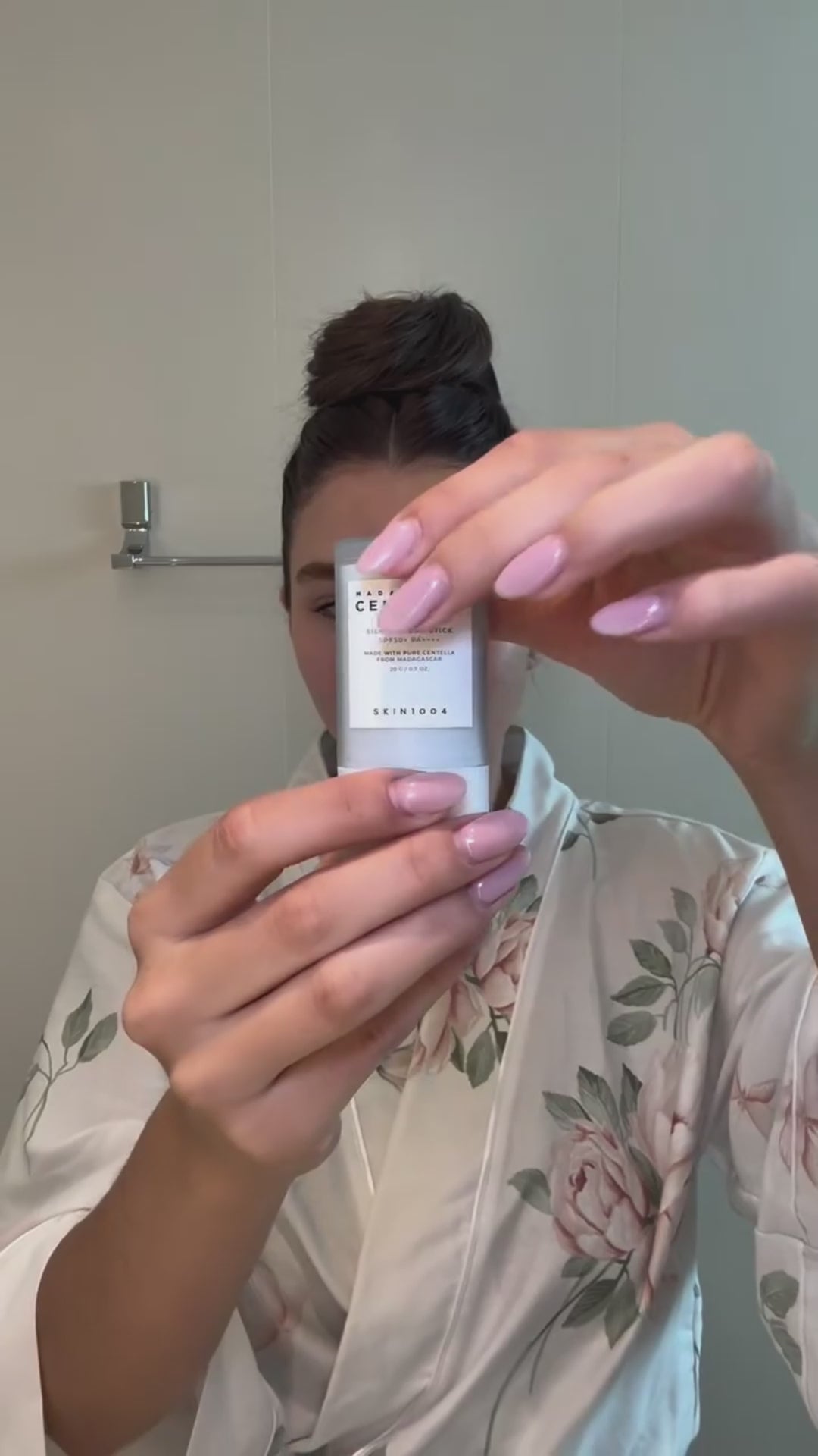 SKIN1004 Hyalu-Cica Silky-Fit Sun Stick SPF50 PA++++ - 20 جرام