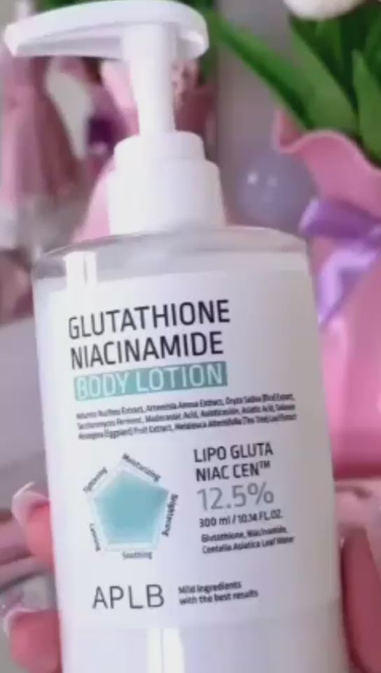 glutathione niacinamide body lotion 300ml This is packed with and Niacinamide, which help fade dark spots, even out skin tone, and keep your skin super hydrated. No sticky feeling, just smooth, soft skin all day., It greasy finish Soothes APLB Glutathione Niacinamide Body Lotion,