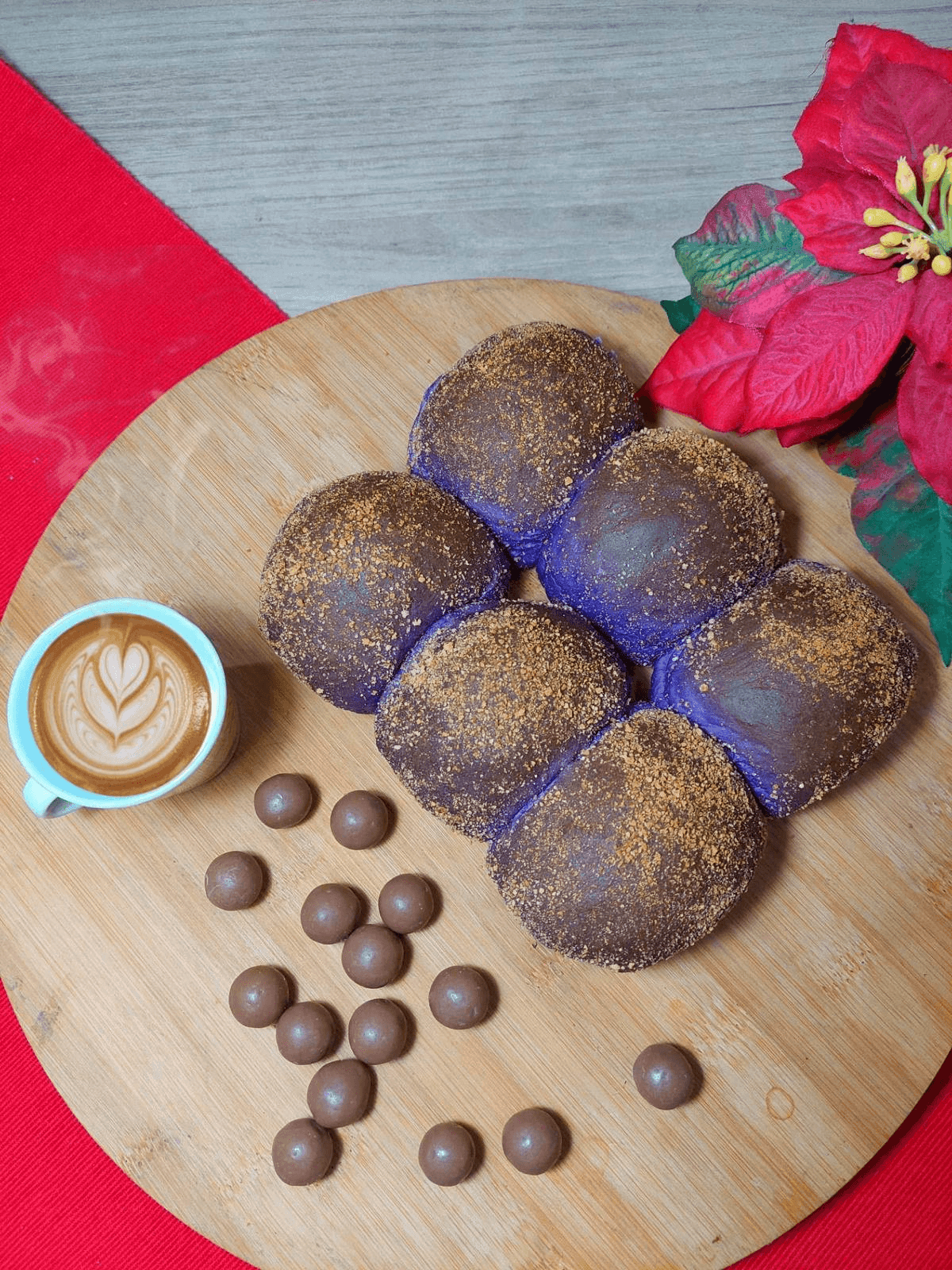 UBE Pandesal - Pinoyhyper