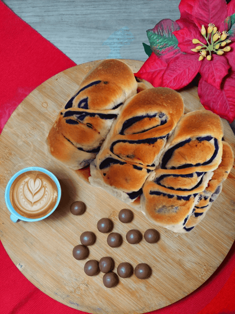 Ube Roll Bread - Pinoyhyper