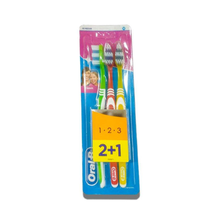 Oral B Classic Toothbrush Medium 2 + 1 - Pinoyhyper